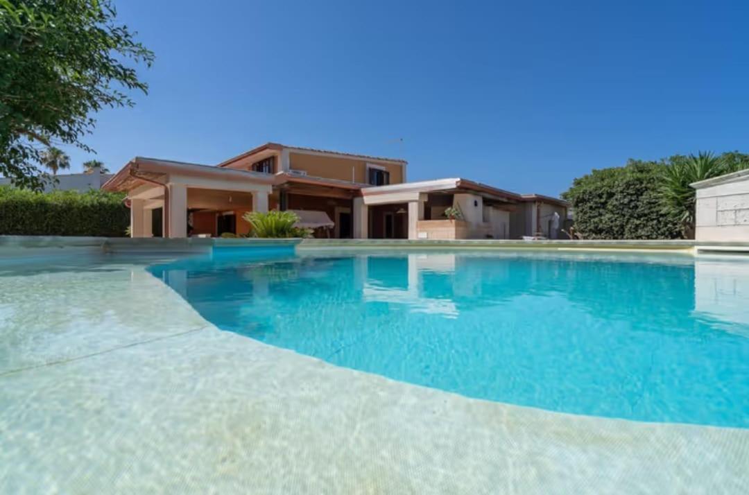 Villa Con Piscina Al Mare Ognina Exterior foto