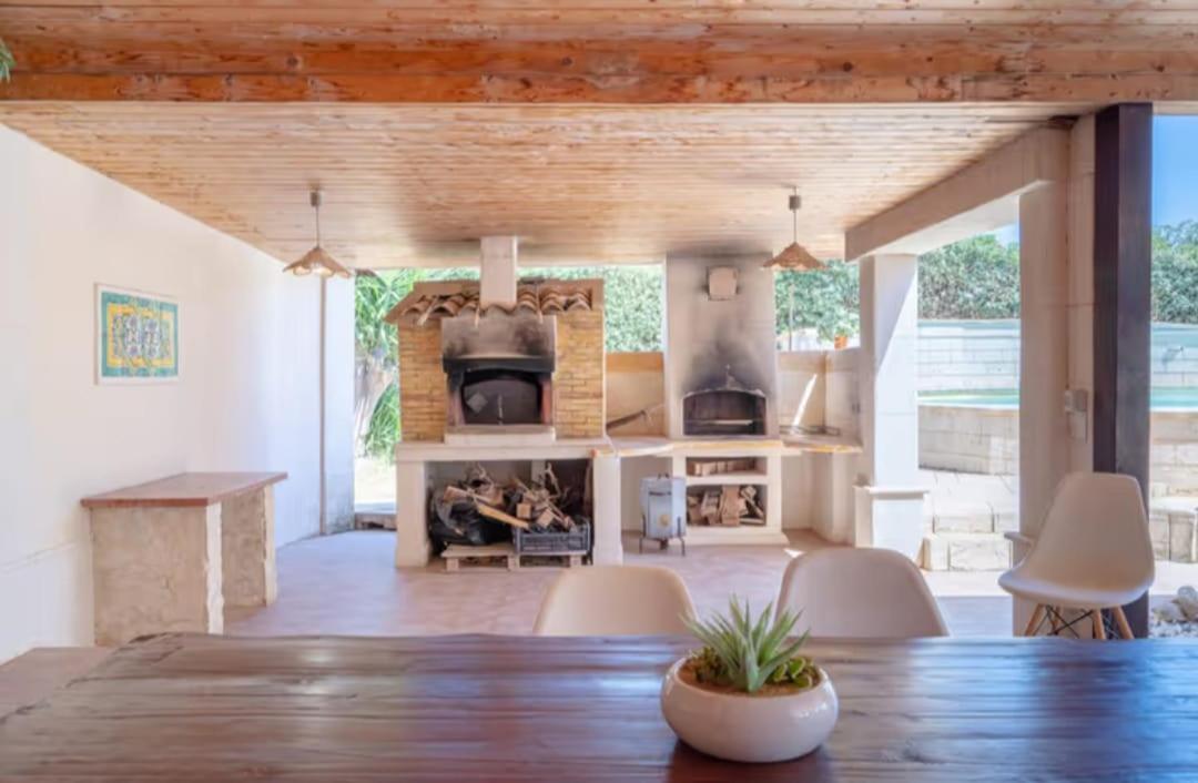 Villa Con Piscina Al Mare Ognina Exterior foto