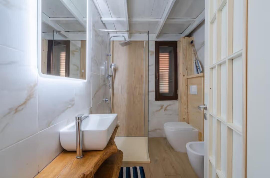 Villa Con Piscina Al Mare Ognina Exterior foto